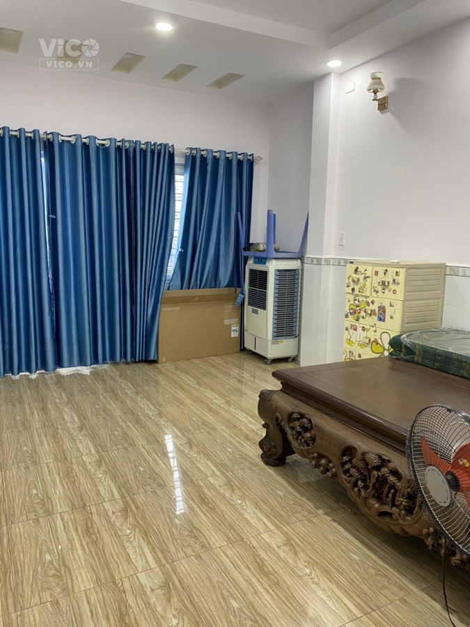 Bán gấp nhà 2 mặt hẻm đường Lý Thường Kiệt, P9, Tân Bình.