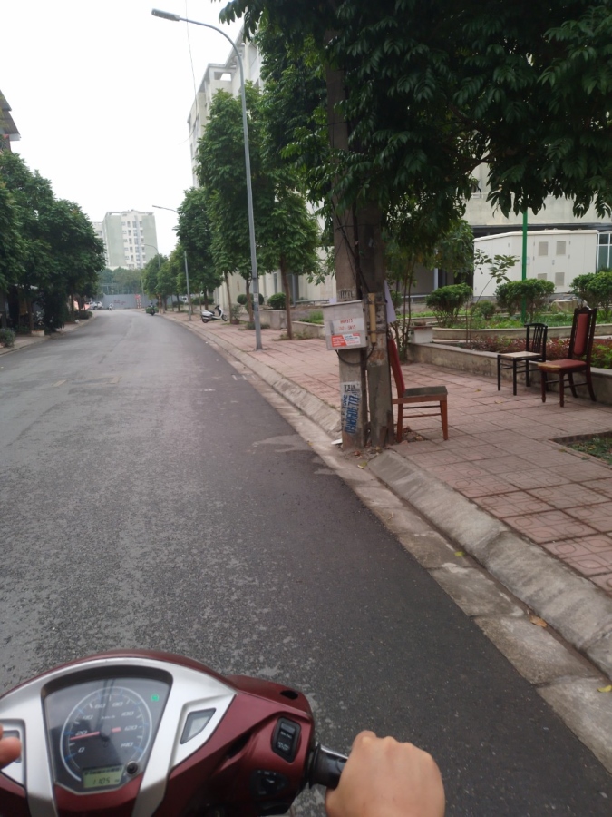 Bán đất Lý Sơn dt 38m2 ô tô 4 chỗ đỗ giá 2.65 tỷ