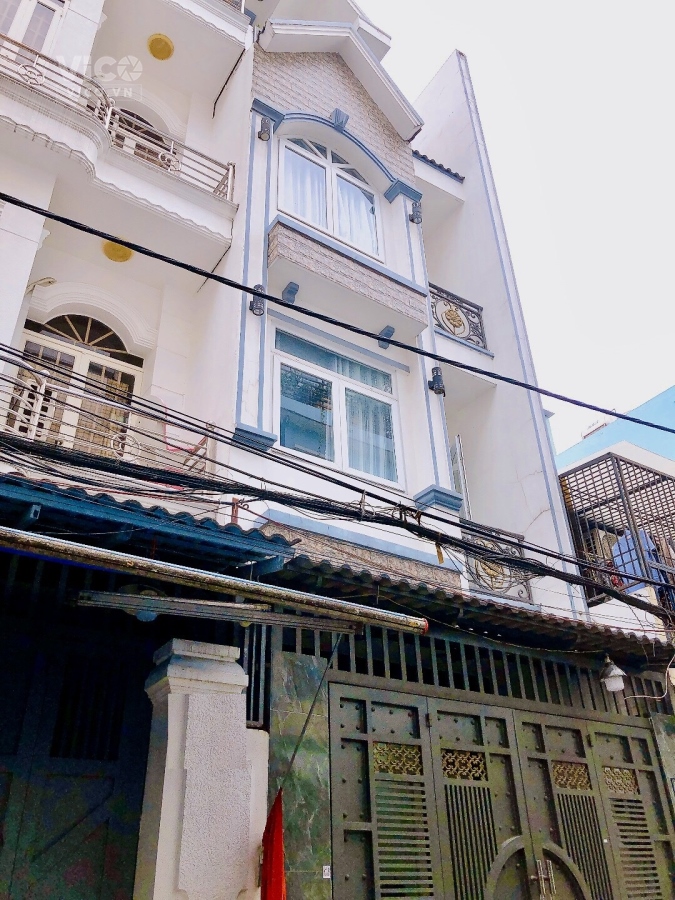 Bán nhà hẻm đẹp hẻm xe hơi đường Vườn Lài,DT4x13m,đúc 3 tấm nhà mới giá 8.3 tỷ