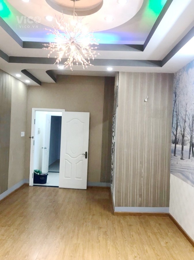Nhà bán gần MT Sư Vạn Hạnh 3.7x11m nở hậu, 4 tầng P2 Q10 7.5 tỷ