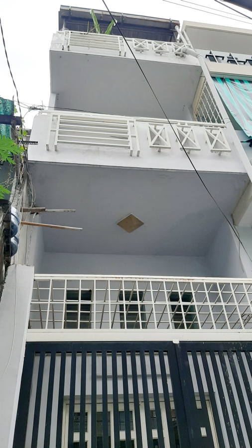 Nhà nở hậu 4 tầng hẻm Hưng Phú P10.Q8. Giá 4,85 tỷ TL