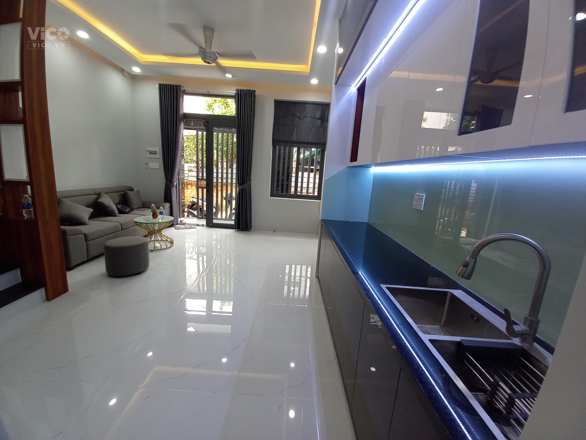 Nhỉnh 5tỷ Nhà bán 30m ra Lê Đức Thọ P6 Gòvấp Ngang5,5m 4tầng đầy đủ NT
