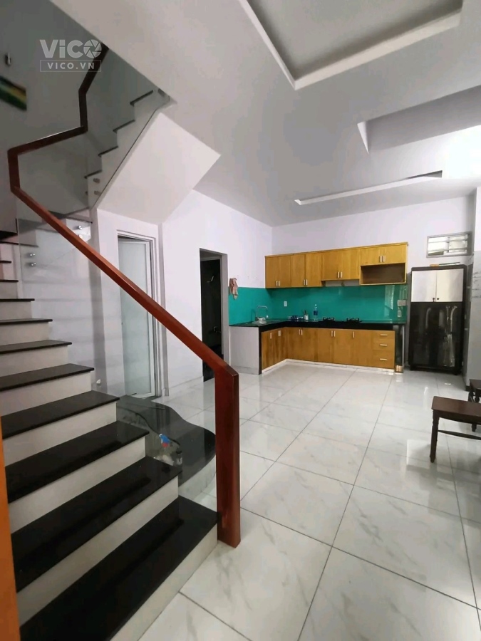 Bán nhà Linh Chiểu sau ĐH Ngân Hàng 67m 5m x13.5m Full nội thất