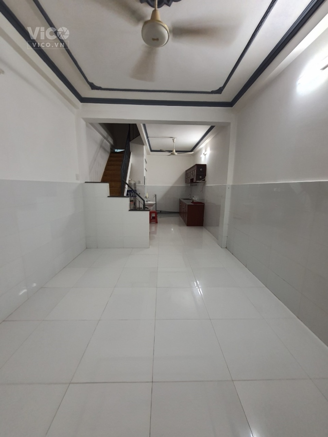 Bán gấp nhà hẻm 1 sẹc đường Hải Thượng Lãn Ông, P.14, Q.5