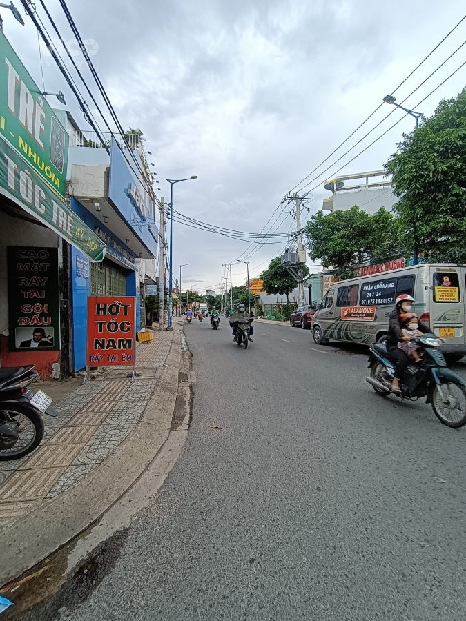 MẶT TIỀN TRƯỜNG CHINH Q12 16.5M X 49M 804m2 GIÁ154 TỶ