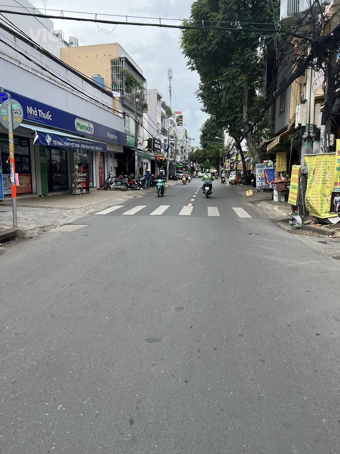 SIÊU PHẨM MẶT HẺM XE HƠIPHƯỜNG 14TÂN BÌNH70M2NGANG 5MGIÁ CHỈ 7.5 TỶ.