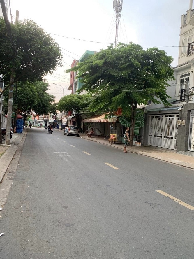 BÁN GẤP NHÀ BÙI THẾ MỸPHƯỜNG 10TÂN BÌNH5 TẦNG HẺM 8M 118M2GIÁ 9,7 TỶ.