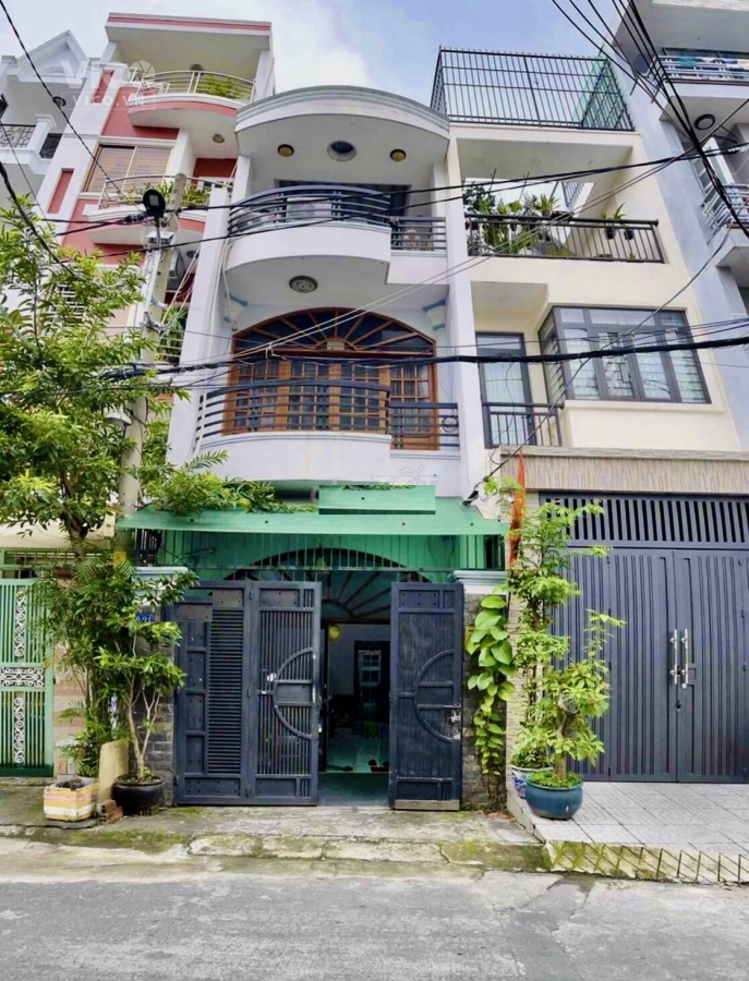 Bán nhà khu vip hẻm 10m đường Lũy Bán Bích,DT4x20m,đúc 3 tấm giá 9.5 tỷ
