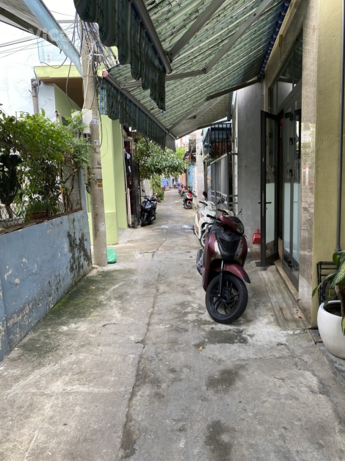 Hàng siêu đẹp! nhà 3 tầng đường Trưng Nữ Vương, trung tâm thành phố Đà Nẵng, Chỉ nhỉnh 2 tỷ. lh