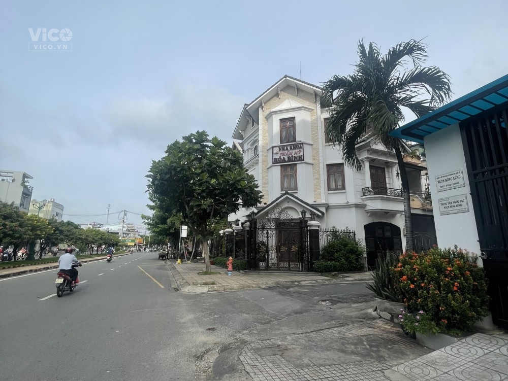 BÁN NHÀ TÂN BÌNH HXH 65M2 XE HƠI NGỦ TRONG NHÀ SÁT MẶT TIỀN TRẦN MAI NINH 8.2 TỶ.