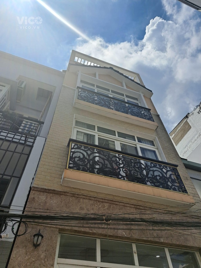 HẺM XE HƠI 7 CHỔ TỚI CỬA 4 TẦNG NGUYỄN THỊ THẬP Q7 4.6M x 11M 7 TỶ NHỈNH