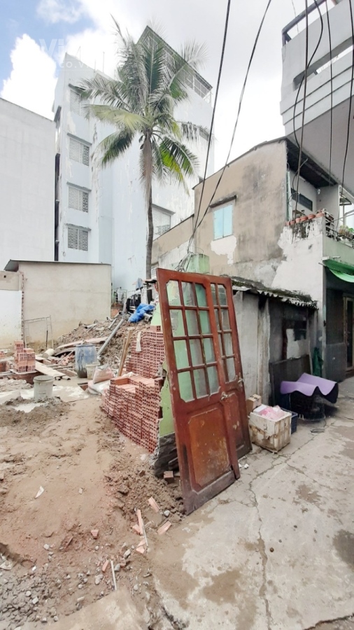 Nhà nát 72m2 hẻm Hưng Phú P10.Q8. Giá 5,4 tỷ TL