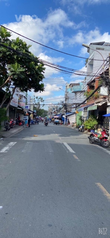 Cần bán nhà QUANG TRUNG, 4 lầu, 5 phòng, 4m x 12m, 6.3 tỷ/
