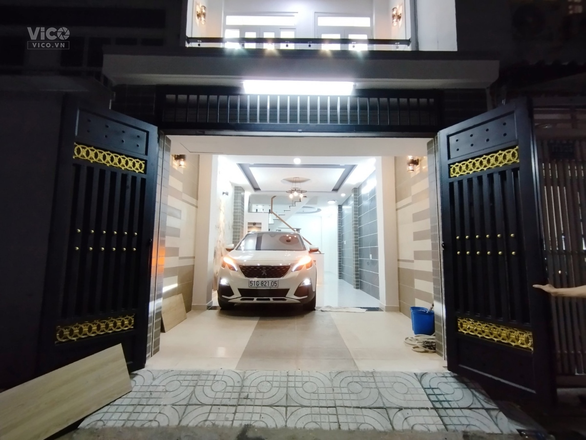 Bán nhà hẻm 8m đường Tân Sơn Nhì, DT 4x12m đúc 1 lầu đẹp Giá 6.8 tỷ