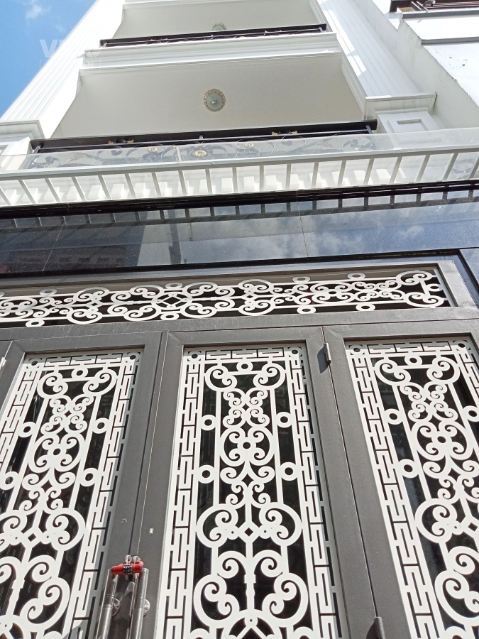 Nhà đẹp,mới Hẻm rộng 184 Âu Dương Lân P3, Quận 8