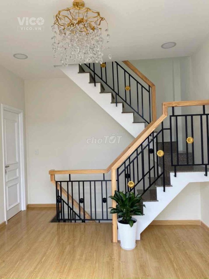 Nhà Chu Văn An, 43m, 3tầng, 5.5 ty