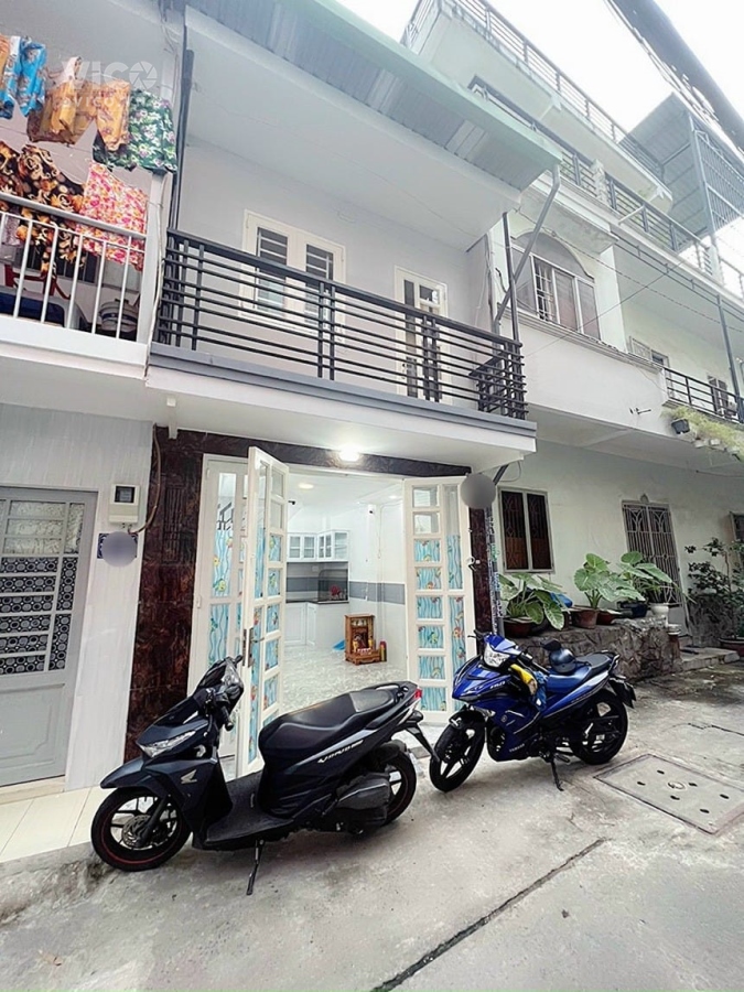TÂN PHÚ CHỈ 2,99 TỶ CÓ NHÀ 2 TẦNG SHR HẺM XE HƠI