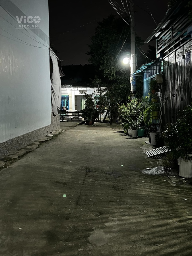 NHÀ HẺM XE HƠI VÀO NHÀ NGANG 5M, Lê Văn Khương