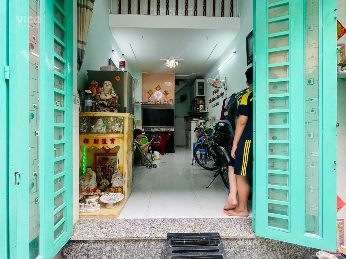 Bán nhà Hương Lộ 2 Bình Tân 30 m2 ,4 tầng giá 2ty3