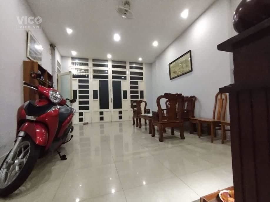 Bán Nhà Đường Ngô Gia Tự Quận 10 49M2 5 Tầng Mới Tinh Sau Lưng Căn Mặt Tiền.