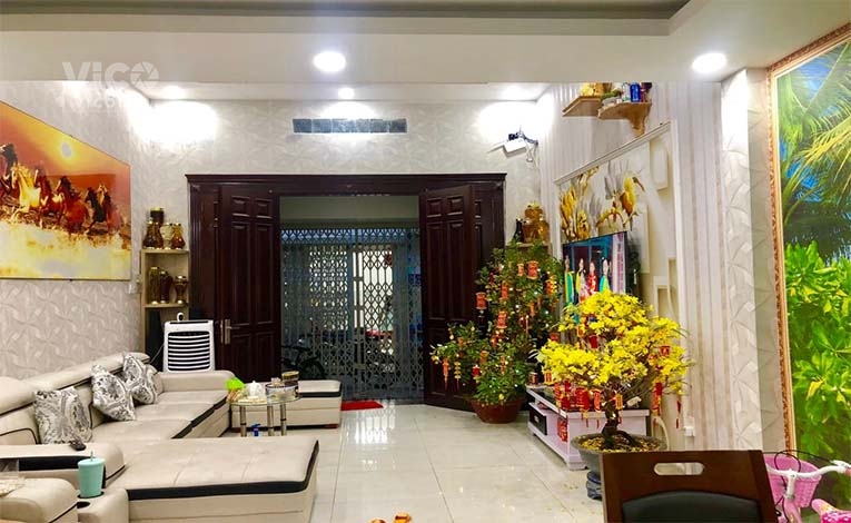 BÁN NHÀ ÂU CƠ TẶNG NỘI THẤT ĐẸP CÓ DÒNG TIỀN SẴN 60M2 NHÌNH 4 TỶ