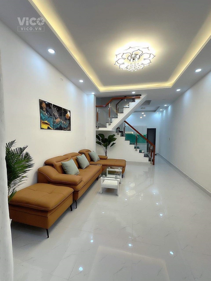 NHÀ MỚI CÁCH MẠNG THÁNG 8 QUẬN 10 44M2 HXH NGANG 4 3 TẦNG 3PN CHỈ NHỈNH 7 TỶ
