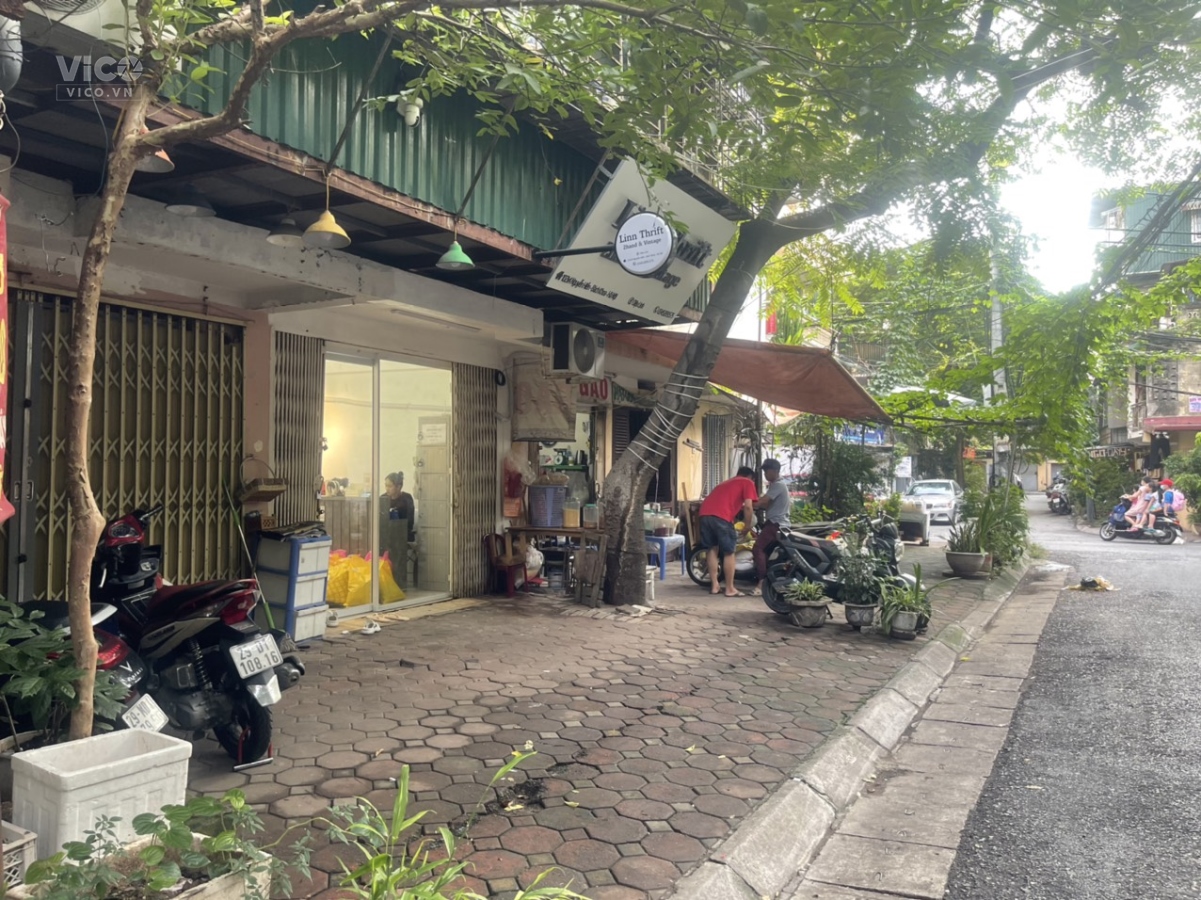 Cho thuê cửa hàng nhỏ xinh tai 102 k 4 khu tập thể Bách Khoa, Hai Bà Trưng