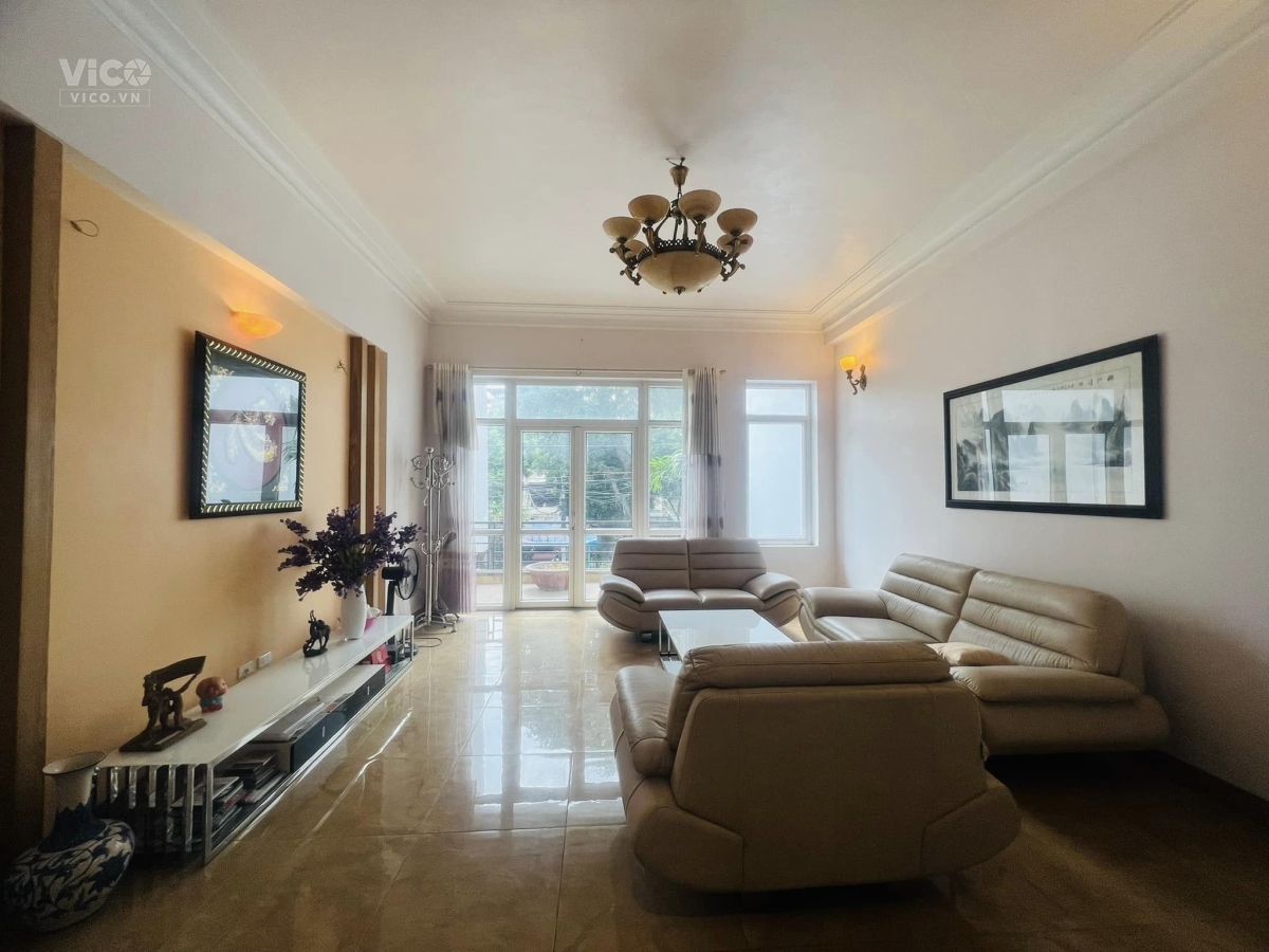 Bán nhà Phân Lô Lãng Yên Hai Bà Trưng 110m mặt tiền 5.5m chỉ nhỉnh 20 tỷ nhỏ.