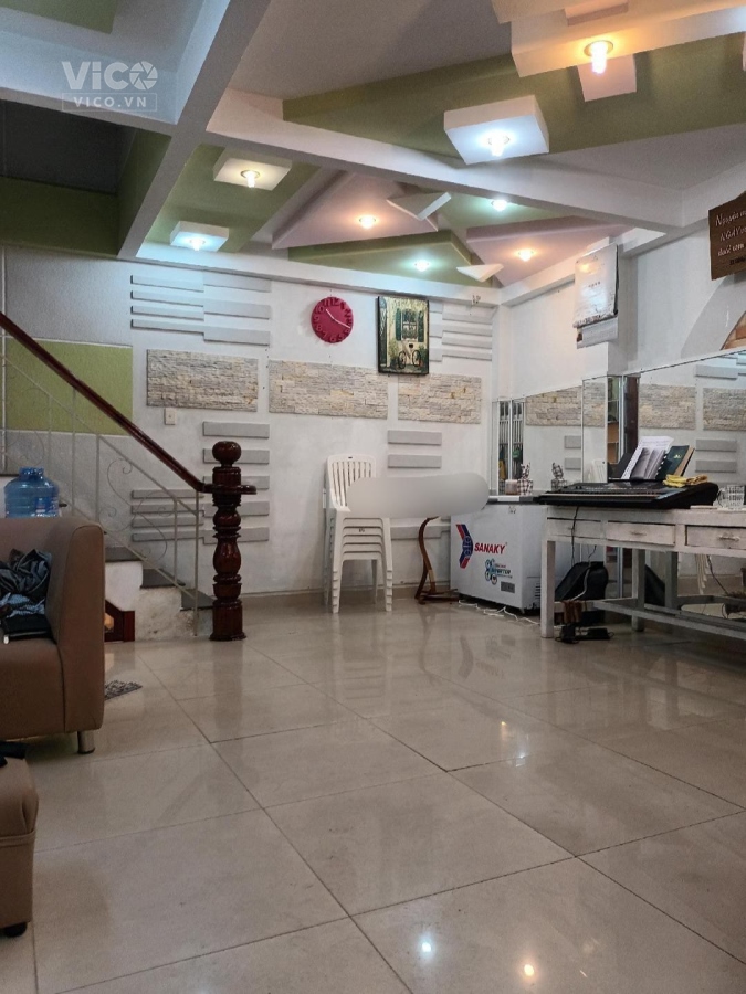 Bán nhà 1/ Lạc Long Quân, P5, Tân Bình 4 tầng 4.6 tỷ