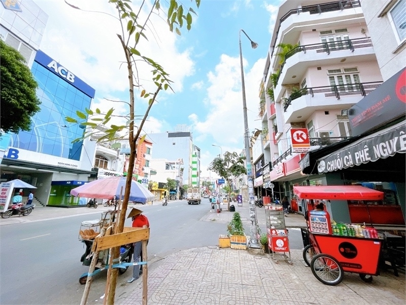 Bán Nhà Mặt Tiền Kinh Doanh Đường Tân Sơn Nhì, Quận Tân Phú. 5x30m. Vị trí cực sáng, sung
