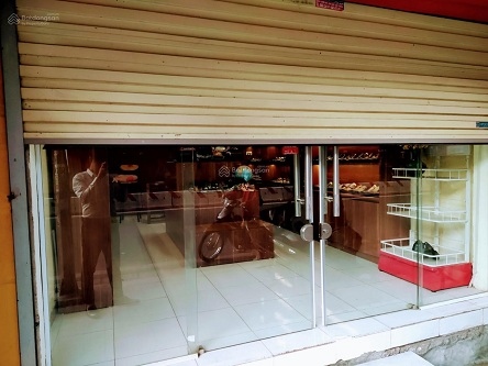 Cần cho thuê, sang nhượng lại cửa hàng mặt đường tại 38, Phố Lê Thanh Nghị, Phường Bách Khoa, Quận