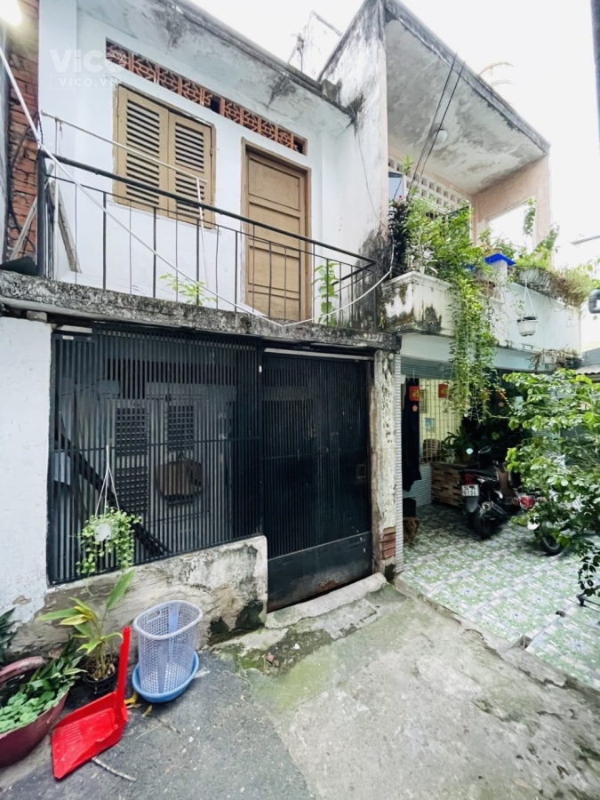 Hạ chào gấp nhà 2 tầng cũ 75m2 Nơ Trang Long P11 Bình Thạnh, hơn 5 tỷ