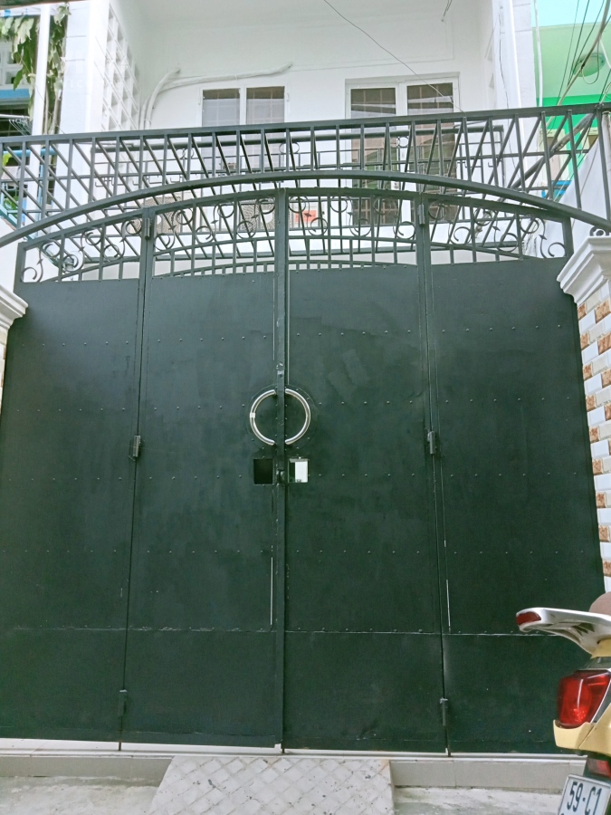 Cho thuê 2 phòng trong nhà nguyên căn đường Ni Sư Huỳnh Liên, Quận Tân Bình