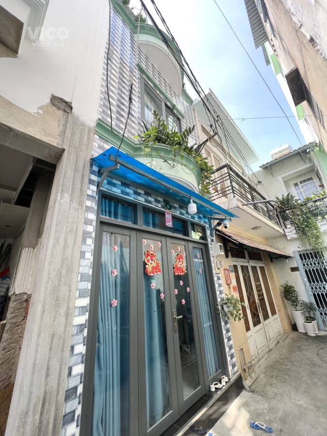 Nhà mới trệt/lầu/ST hẻm 136 Nguyễn Thị Tần P2 Quận 8