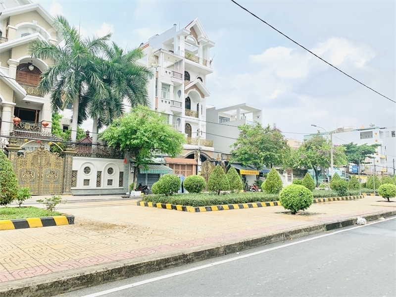Biệt thự đường 7m đường Tân Kỳ Tân Quý, DT 12x20m đúc 3 tấm Giá 24 tỷ T