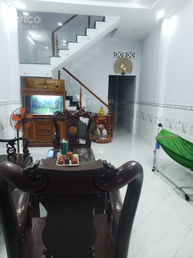 MẶT TIỀN CHỢ THIẾC, LÊ VĂN KHƯƠNG Q12, DT.75M2. NHÀ MỚI ĐẸP, PHÙ HỢP KINH DOANH ĐA NGÀNH NGHỀ.