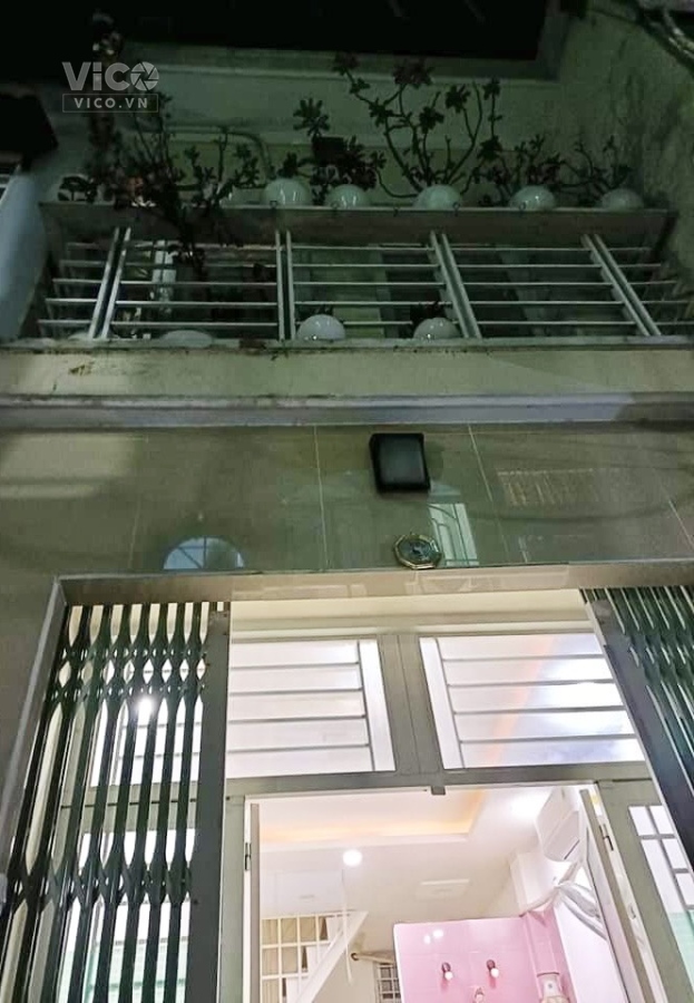 bán gấp nhà hẻm Trần Hưng Đạo p2q5 khu đắc địa giá chỉ 4.6 tỷ