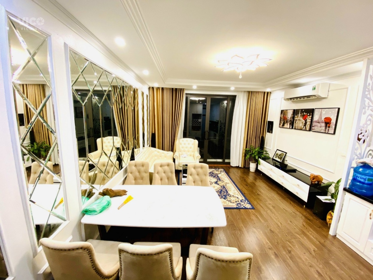 Ngọc Thụy, Long Biên, 43m, 5 tầng, mới, đẹp, đường hơn 5m, ô tô tránh, vào nhà, 5,2 tỷ