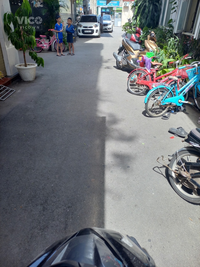 Nhà đẹp 3.5 tầng, diện tích 46m2, ô tô đỗ cửa tại Đông Hải 2, giá 2.480 tỷ