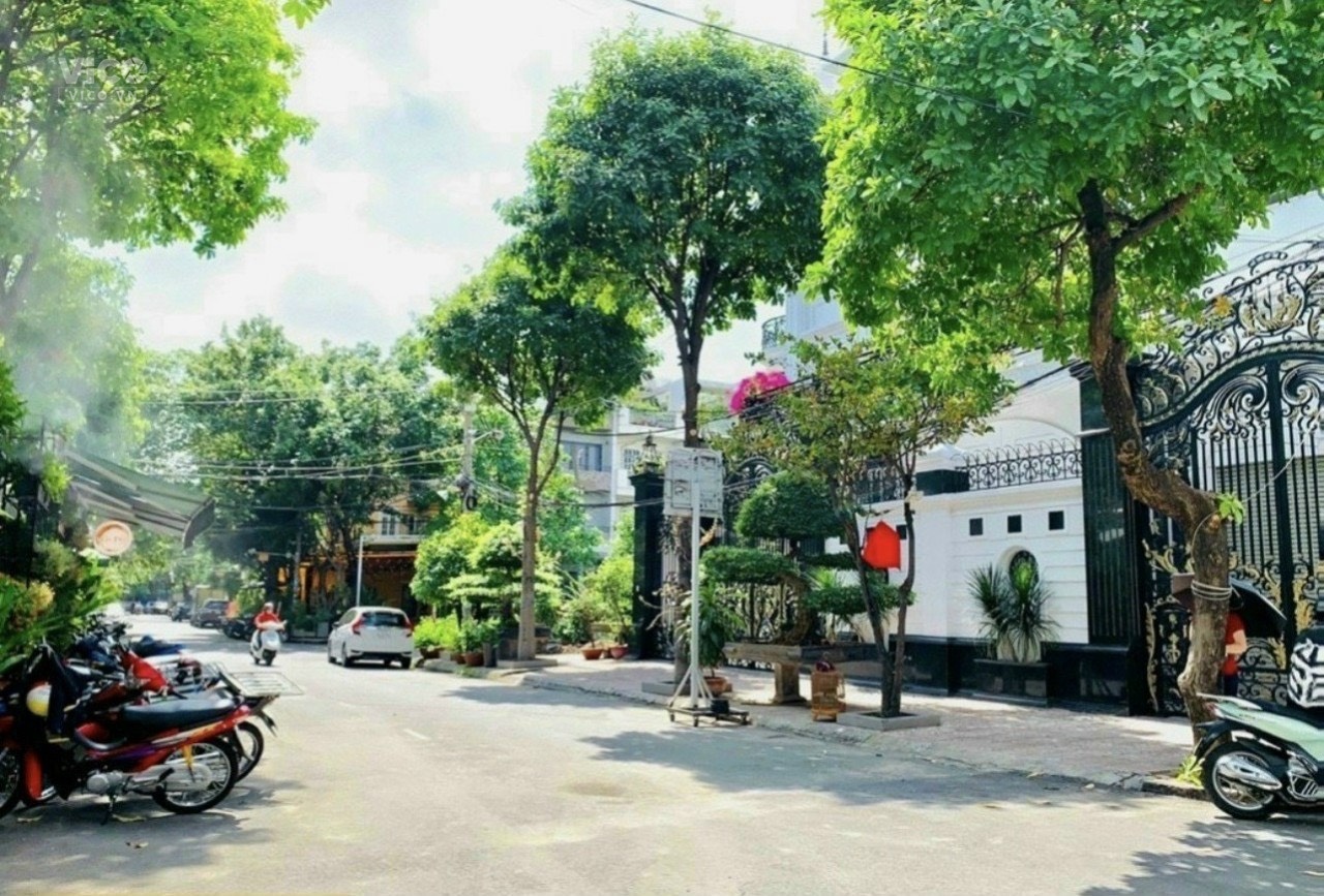 Bán đất khu 368 Tân Sơn Nhì P.Tân Sơn Nhì Q.Tân Phú dt4.3x13m gía chỉ 7.2 tỷ tl