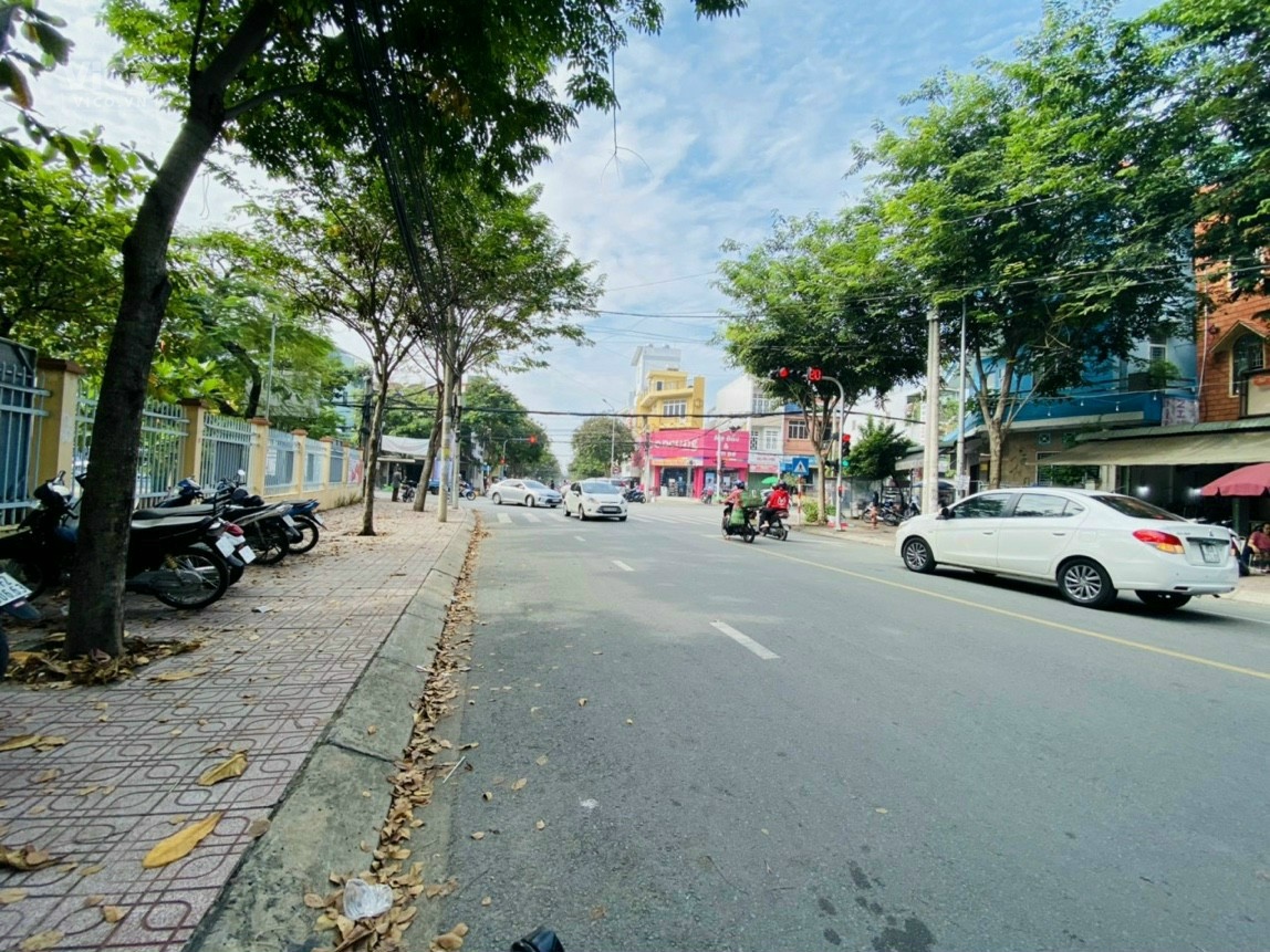 Bán đất mặt tiền đường Huỳnh Văn Luỹ P. Quang Vinh giá ngộp