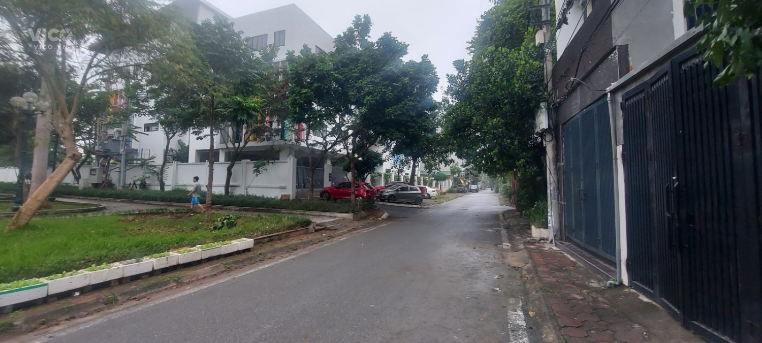 Bán đất phường Thạch Bàn, ô tô tránh, vỉa hè, 76 m2, chỉ nhĩnh 8 tỷ.