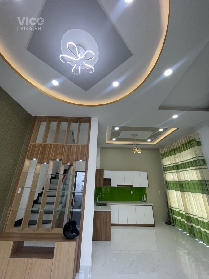 Bán nhà HUỲNH VĂN BÁNH, 3 lầu, 5m x 9m, giá 4.8 tỷ tl