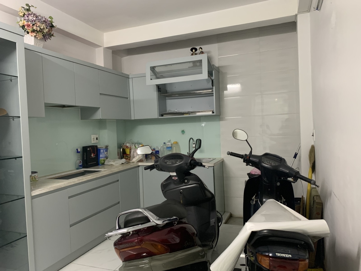 Bán nhà mặt tiền Hưng Phú Quận 8 DT 47m2 3 Tầng Giá 9.6 tỷ TL