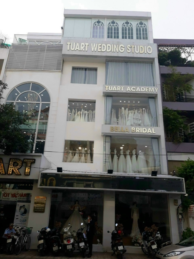 Chính chủ cho Mặt Bằng đẹp đường Lê lai p Bến Thành q1 giá thuê 45 triệu