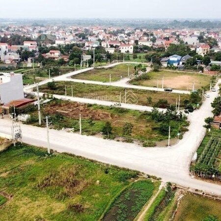 Chính chủ cần bán lô đất Đồng Bưởi Sen Chiểu Phúc Thọ.Hà Nội