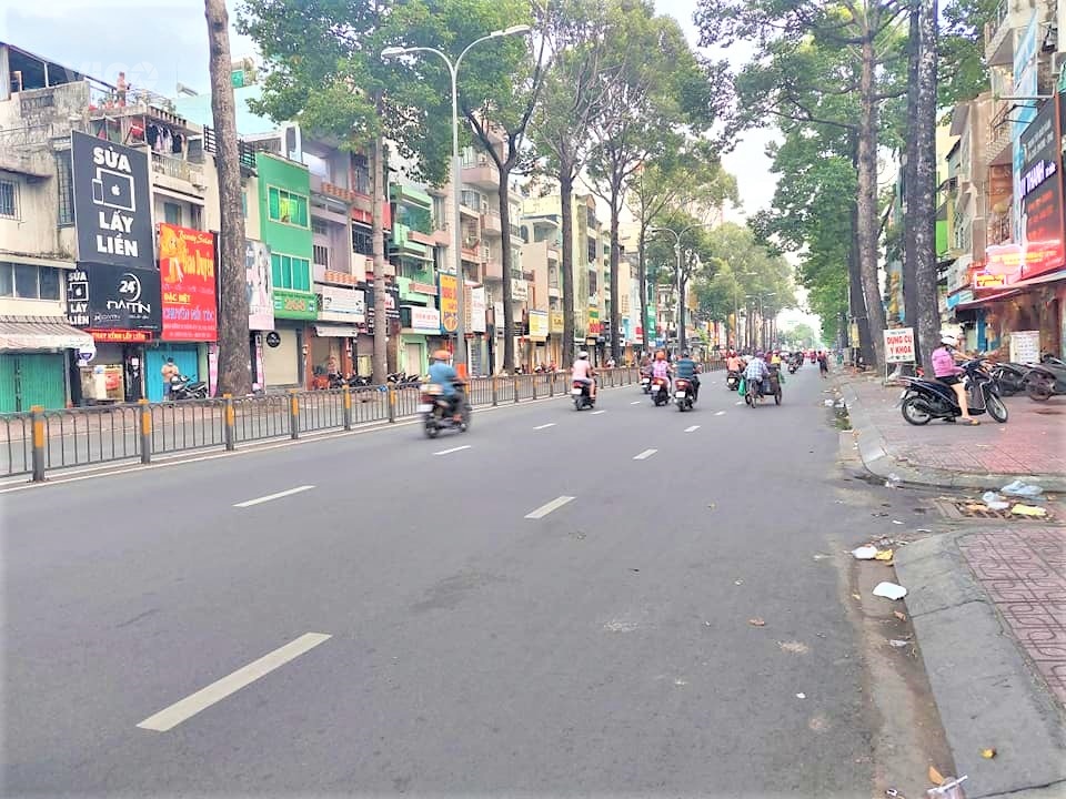 Bán nhà mặt tiền đường 3 Tháng 2, 50m2 (3.4x15), 5 tầng BTCT, 7PN, nhỉnh 19 tỷ TL.