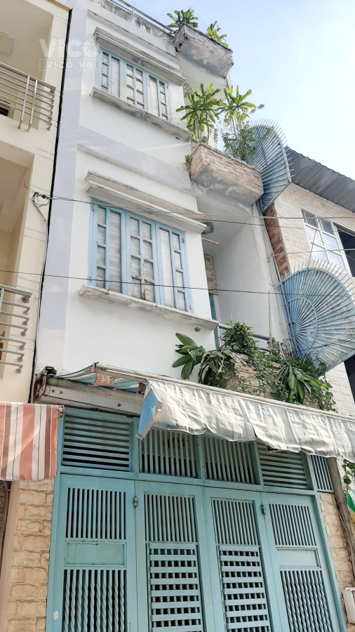 Nhà 3 tầng ô tô đỗ trước cửa đường Tám Danh P4Q8. Giá 3,75 tỷ TL