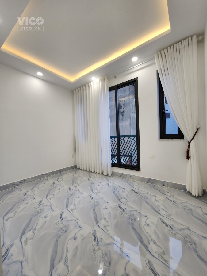 Hẽm Huỳnh Văn Bánh Phường 11 Phú Nhuận