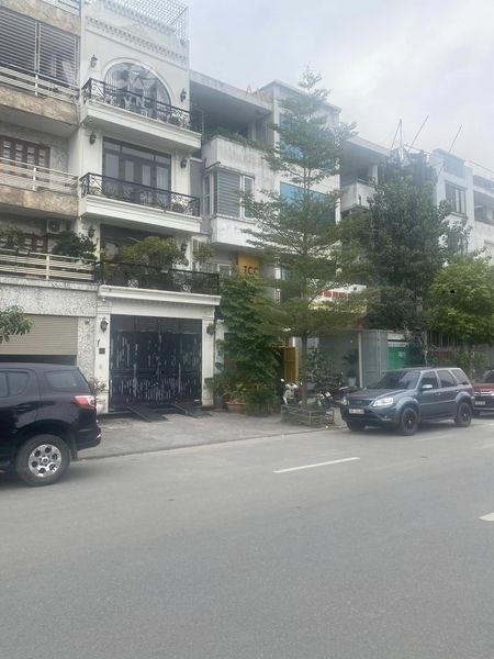 Bán LK Văn Phú, đường 24m, 90m2, 5T, mt4.5m, hoàn thiện, kinh doanh, 13.2 tỷ